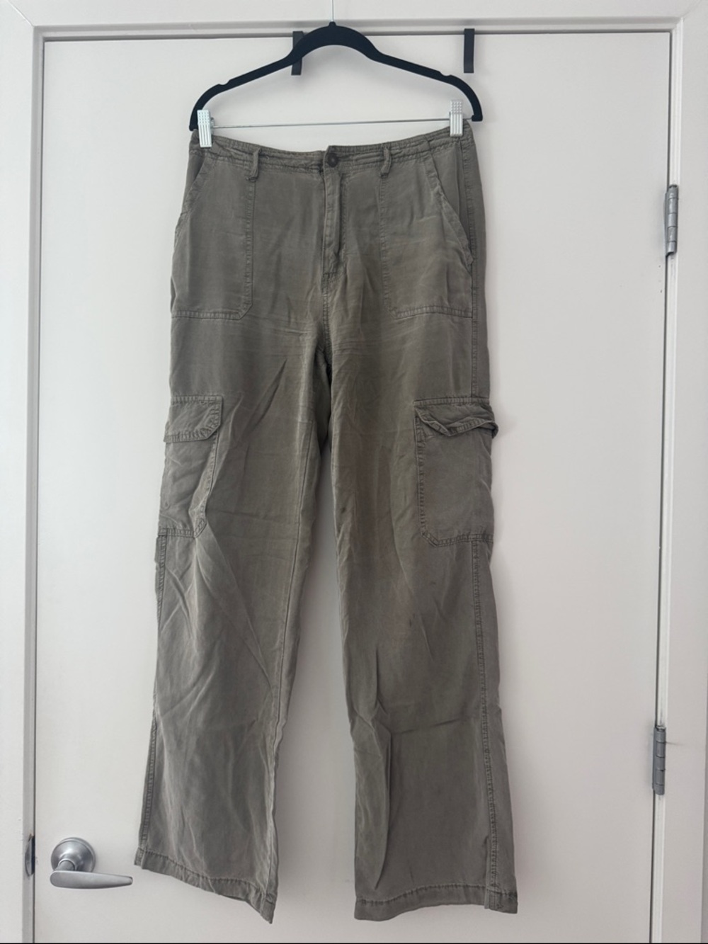Forever 21 Olive Green Cargo Pants